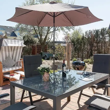 D2 - Haus Duenenpark Koenigsberger Allee 12 - Feriendomizil Hollich Apartament