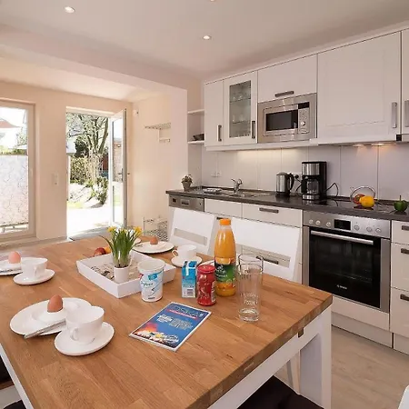 D2 - Haus Duenenpark Koenigsberger Allee 12 - Feriendomizil Hollich Apartament Grömitz